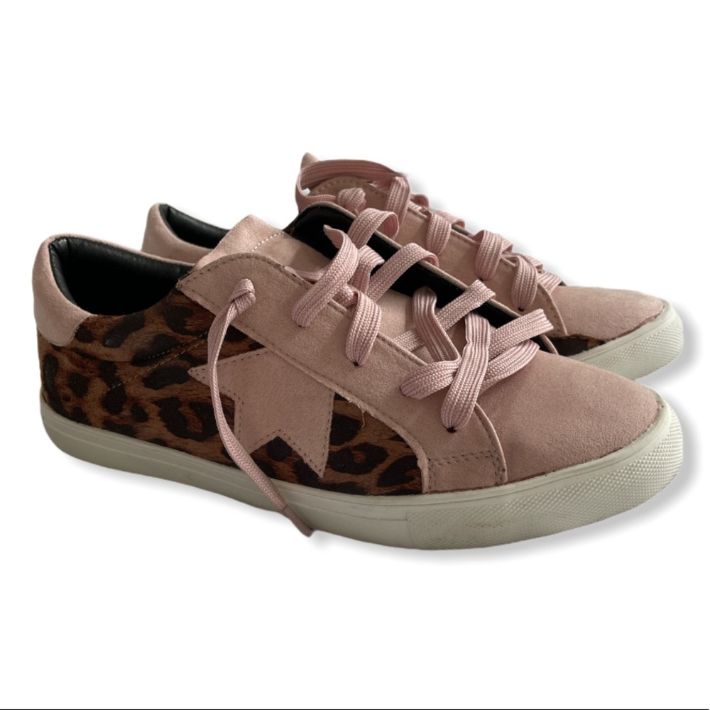 Star sneakers